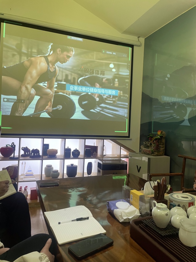 乐盈VI针对“企事业单位健身”的痛点进行专业性培训